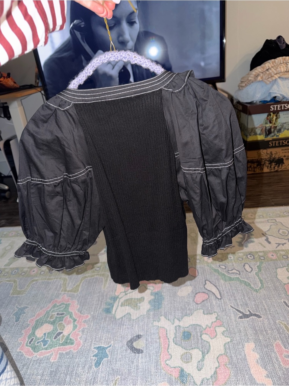 Black Ribbed Puff-Sleeve Button-Up Top - Picture 4 of 4